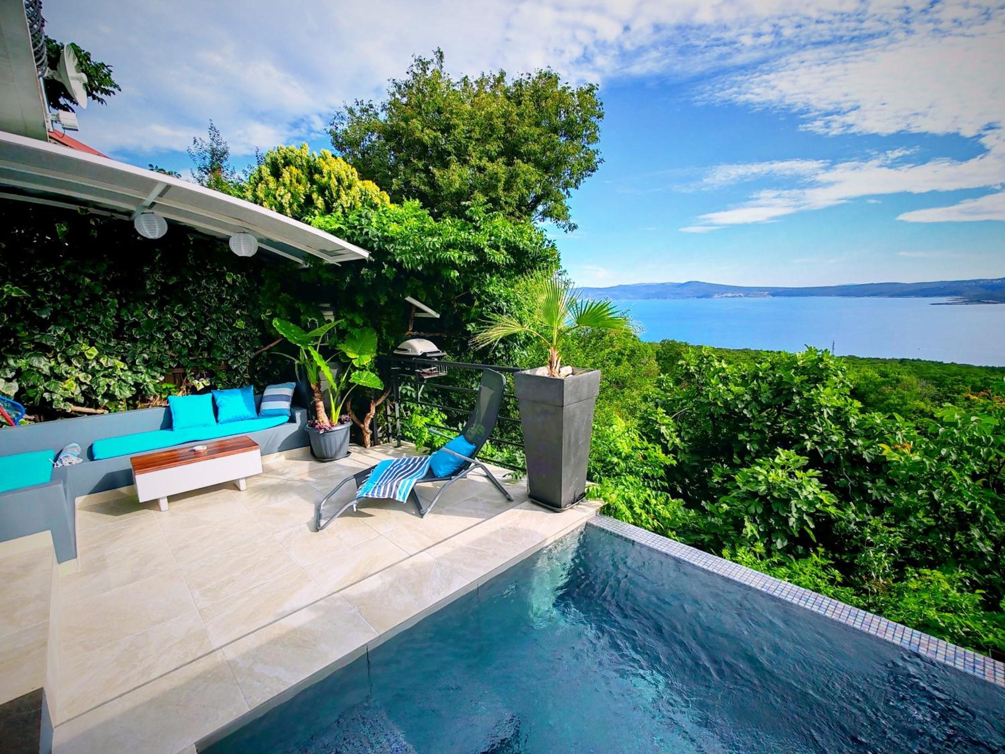 Art Gallery House With A Small Relaxing Pool Crikvenica Kültér fotó